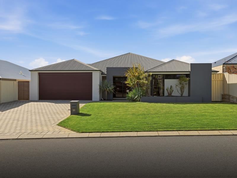 11 Culvers Road, Secret Harbour WA 6173
