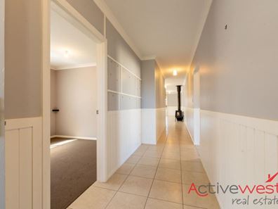 12A Penzance Way, Tarcoola Beach WA 6530