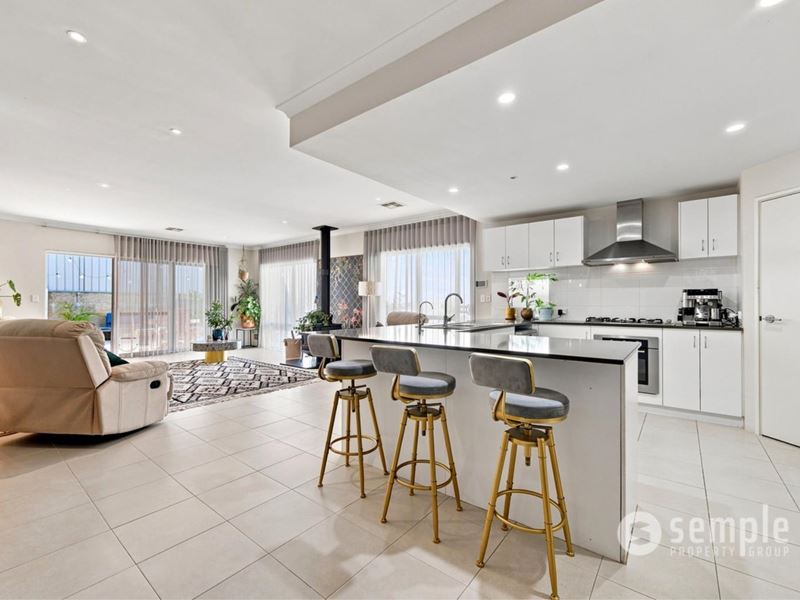 6 Gordona Parade, Beeliar WA 6164
