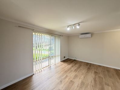 13 Northend Close, Swan View WA 6056