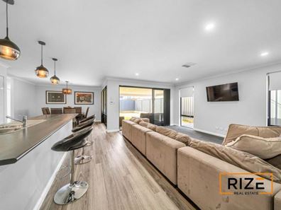 19 Echidna Street, Banksia Grove WA 6031