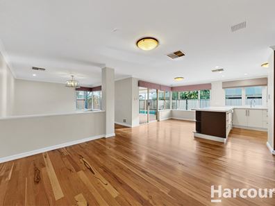 6 Wandana Grove, Currambine WA 6028