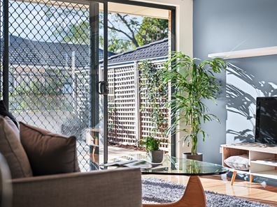 6/69-71 Upton Street, St James WA 6102