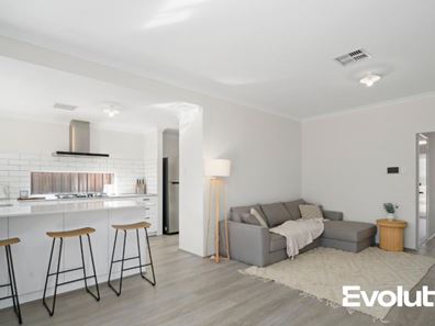 3 Nordend Road, Lakelands WA 6180