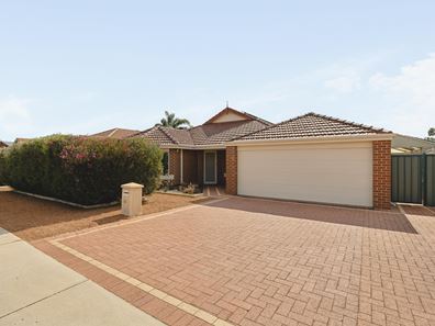 55 Bowden Drive, High Wycombe WA 6057