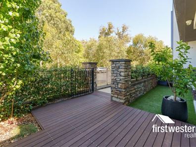 31 Alumni Terrace, Churchlands WA 6018