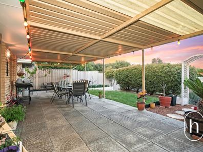 2/21 Berkshire Drive, Beldon WA 6027