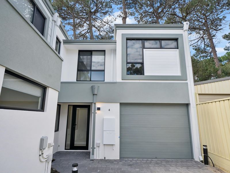 4/85 Walanna Drive, Karawara