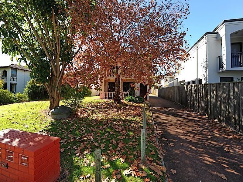 Unit 1/124 Labouchere Rd, South Perth WA 6151
