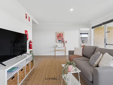 Roon/6  61 Kaler Road, South Yunderup WA 6208
