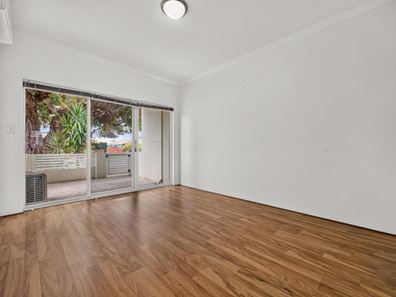 1/35 Tuckey Street, Mandurah WA 6210