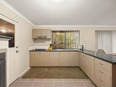 37 Bonannella Entrance, Sinagra WA 6065