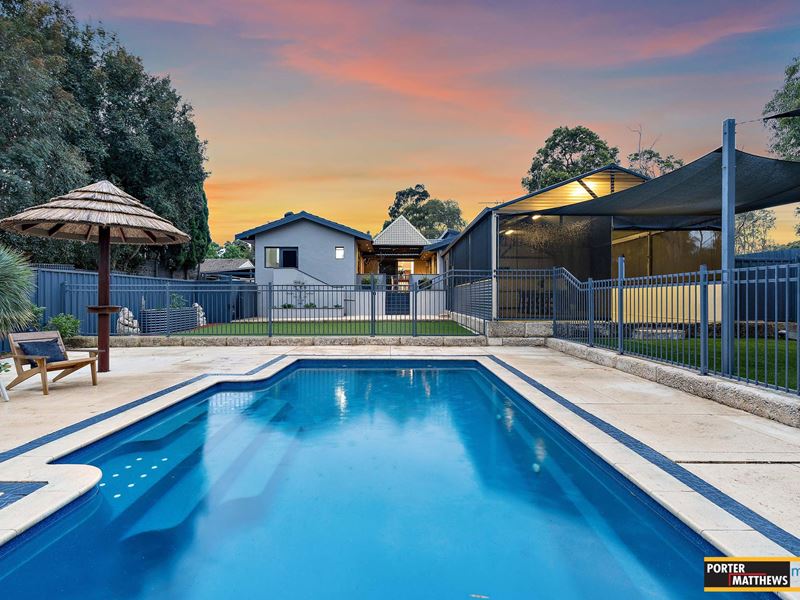 17 Petunia Street, Kalamunda WA 6076