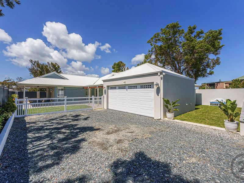 6 Merrivale Street, Wannanup WA 6210