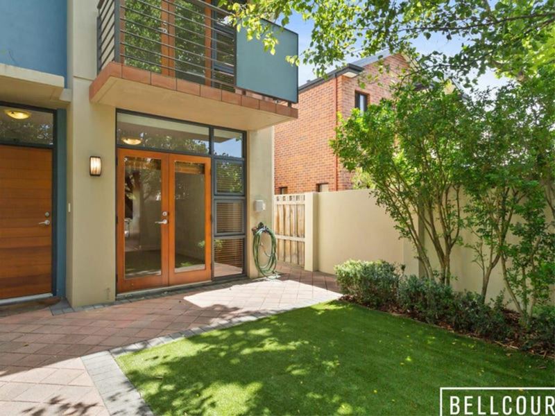 16/2 Quintilian Road, Mount Claremont WA 6010