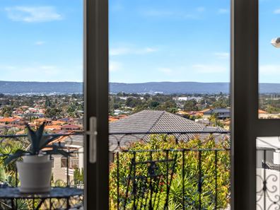 22 Eora Creek Terrace, Dianella WA 6059