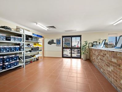 14 Close Way, West Kalgoorlie WA 6430