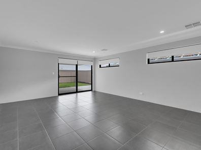 17 Shamrock Avenue, Karnup WA 6176