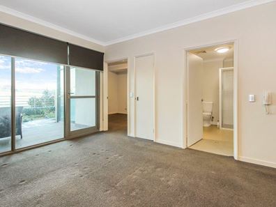 101/25 Malata Crescent, Success WA 6164