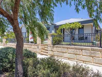 29 Ligado Avenue, Aveley WA 6069