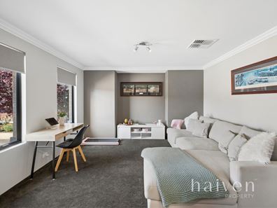 9 Dunbar Way, Canning Vale WA 6155