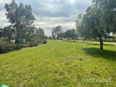 2/160 Benenden Avenue, Butler WA 6036