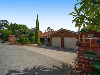 11 Harrison Road, Mount Richon WA 6112