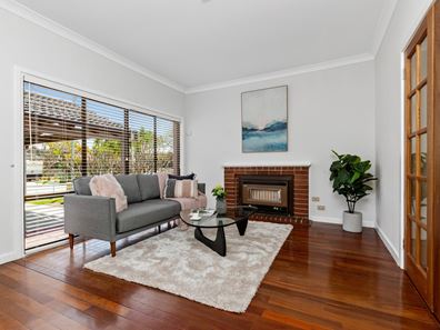 8 Hayward Way, Myaree WA 6154