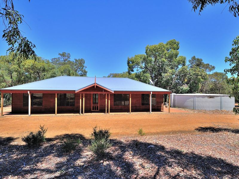 44 Blue Squill Drive, Lower Chittering WA 6084