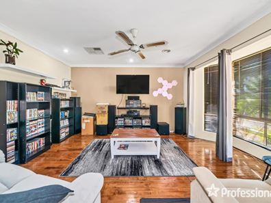 16 Penang Loop, Warnbro WA 6169