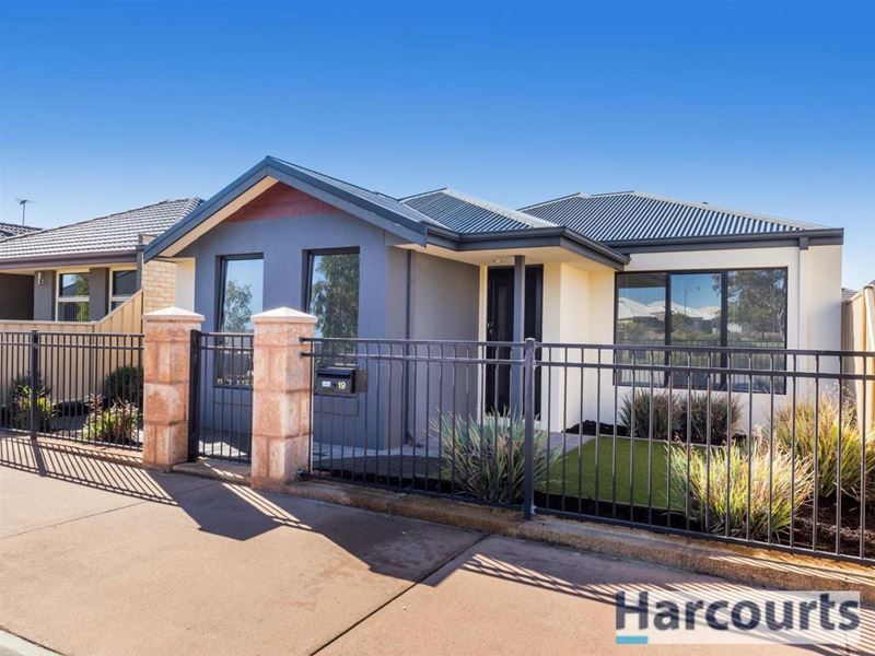 19 Piesley Street, Hammond Park WA 6164