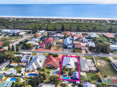 8 Erlistoun Street, Golden Bay WA 6174