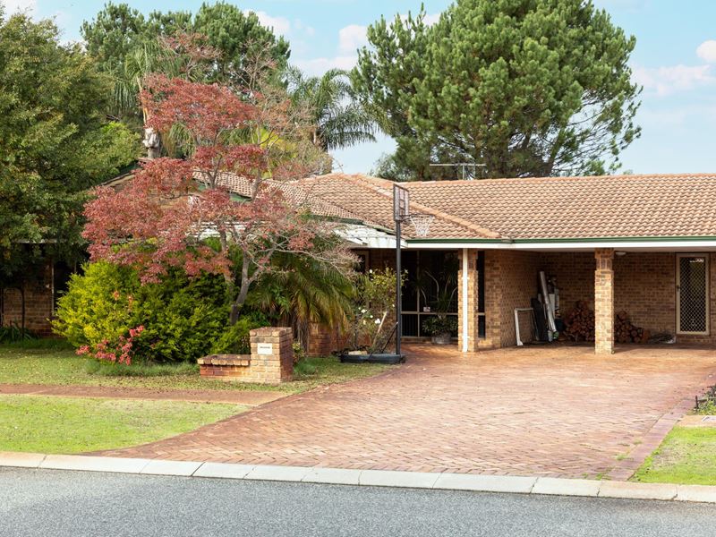 5 Barrett-Lennard Parade, Winthrop
