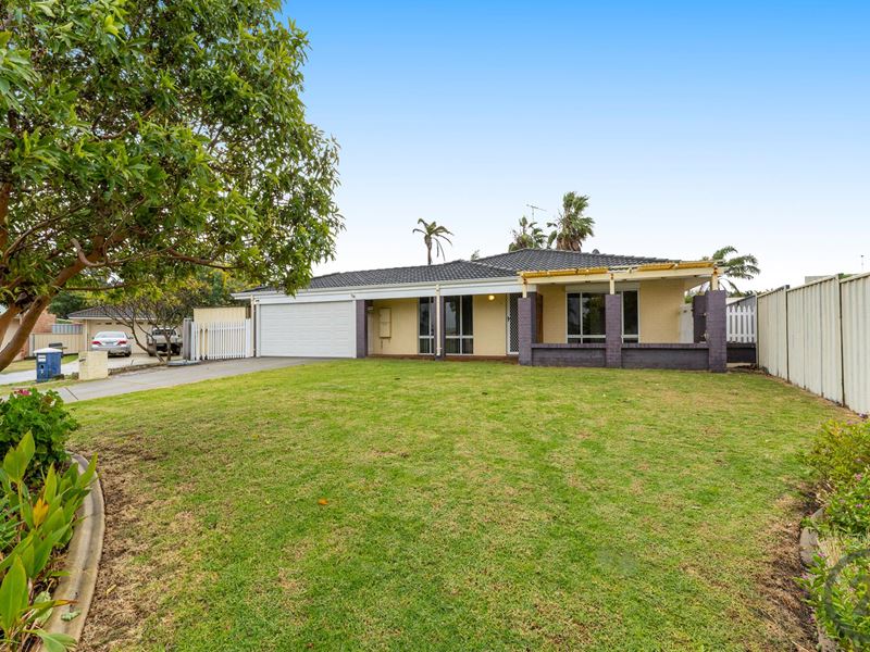 2 Pine Court, Meadow Springs