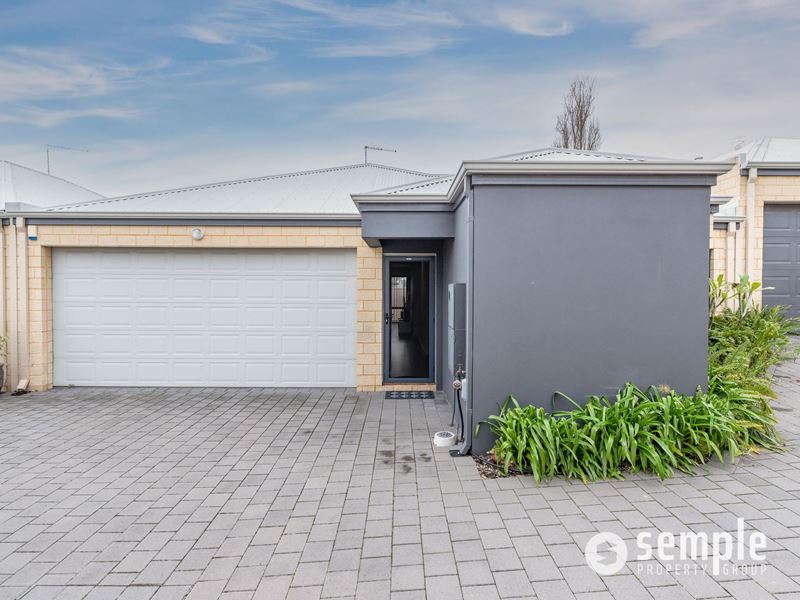 2/393 Carrington Street, Hamilton Hill WA 6163