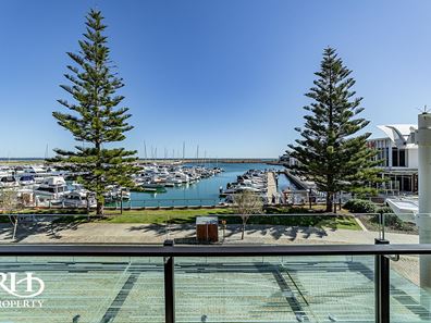 13/9 Coromandel Approach, North Coogee WA 6163