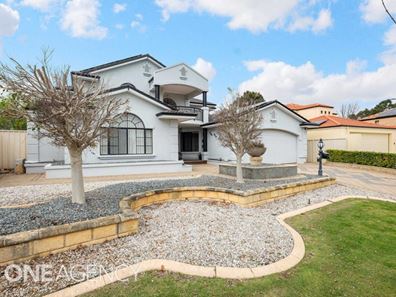 8 Bennett Drive, Canning Vale WA 6155