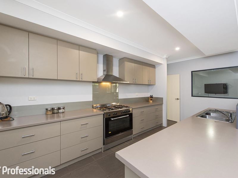 24 Colesbrook Drive, Byford WA 6122
