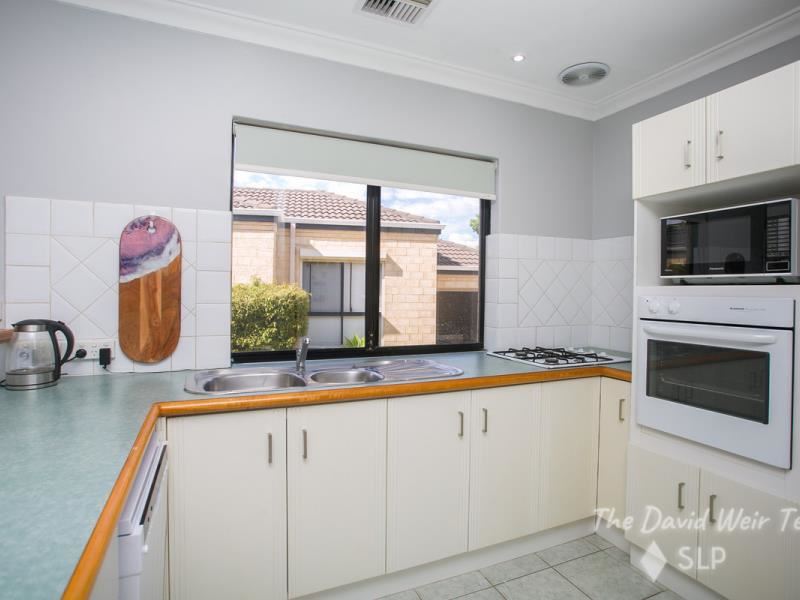 2/151 Hillsborough Drive, Nollamara WA 6061