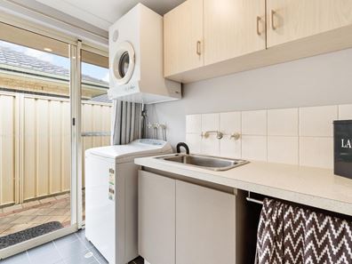 88 Shreeve Road, Canning Vale WA 6155