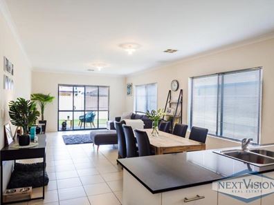 19 Dangerfield Grove, Canning Vale WA 6155