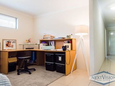 19 Dangerfield Grove, Canning Vale WA 6155