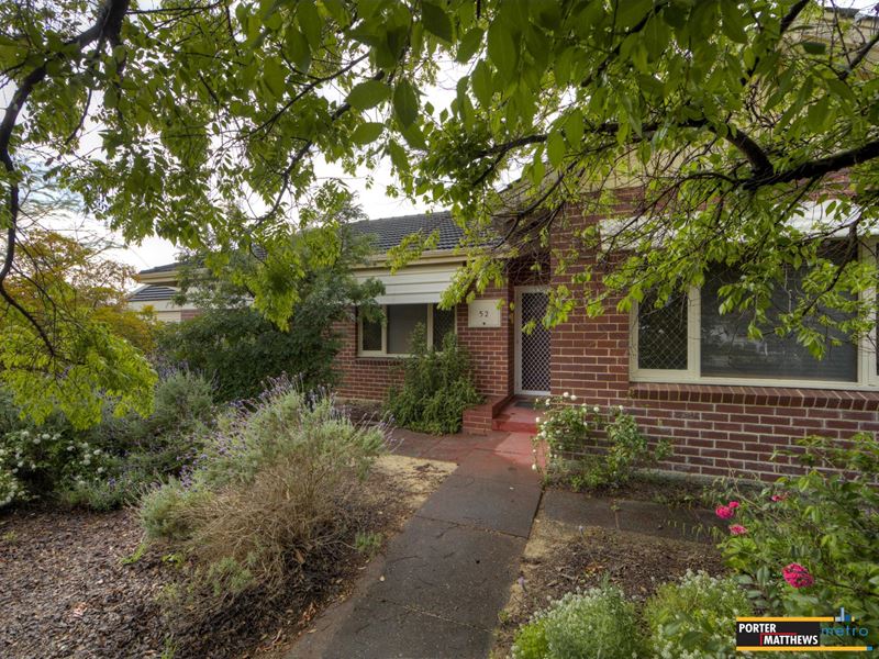 52 Smiths Avenue, Redcliffe