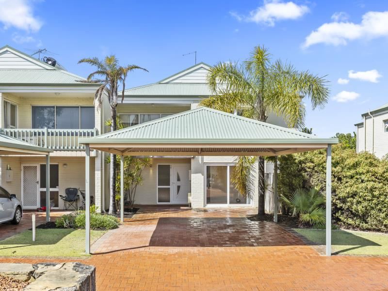 14/220 Fairway Circle, Connolly