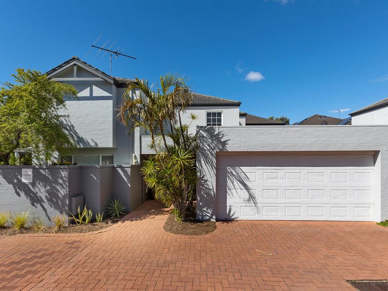 Unit 2/301 Mill Point Rd, South Perth WA 6151