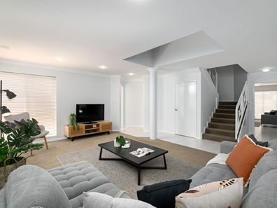 18/160 West Coast Drive, Sorrento WA 6020