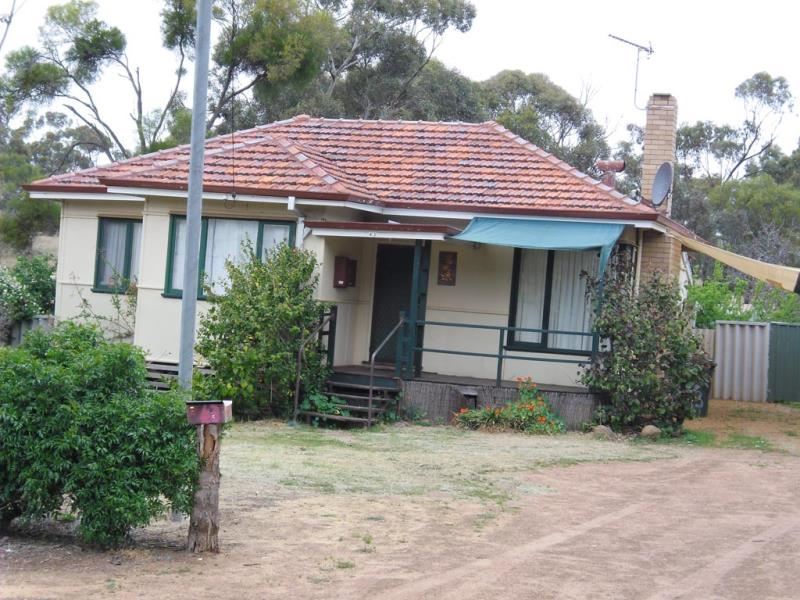 43 Eliot Street, Pingelly