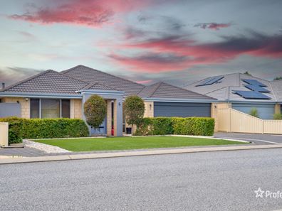 5 Mispickel Way, Wattle Grove WA 6107