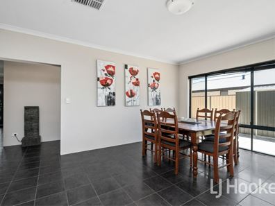 6 Starlight Pass, Seville Grove WA 6112
