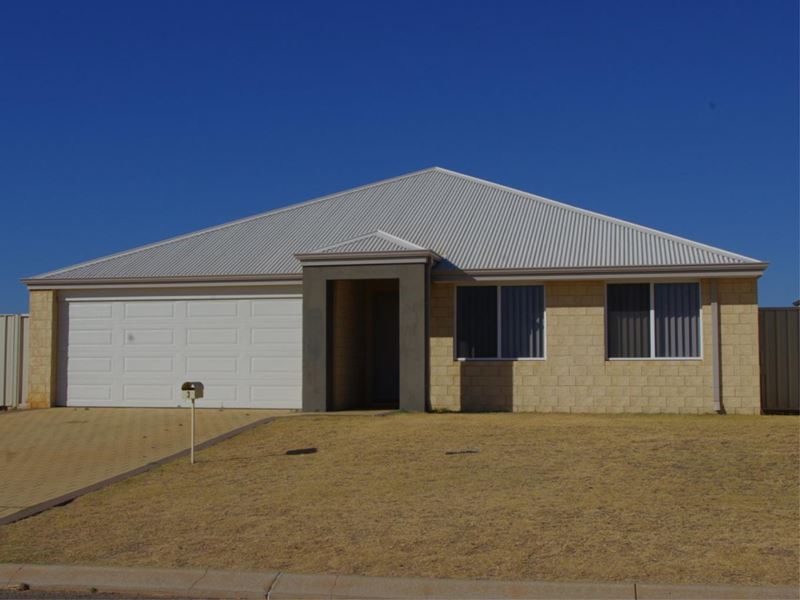 3 Lugger Outlook, Glenfield